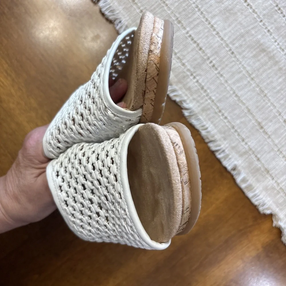 Baretraps Women's White Woven Slide Wedge Sandals Slip-On Faux Leather 6